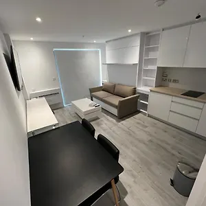 https://modern-studio-apartment-in-gibraltar.es-andalucia.com